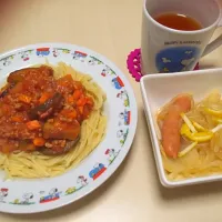 Snapdishの料理写真:今日のごはん
家にあるものでご飯作ったら、イタリアンと和食のコラボ、、組み合わせ難しいや😭|ゆさん