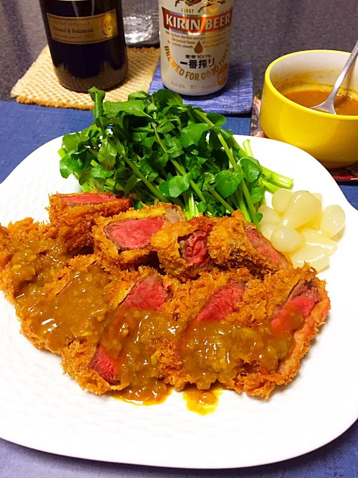 Snapdishの料理写真:ビフカツ カレーソースで|ほっけまんさん