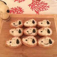 Snoopy inari sushi