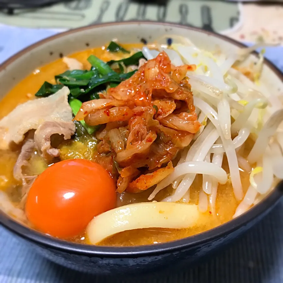 ぶた肉たっぷり キムチ鍋煮込みうどん|yastos11さん