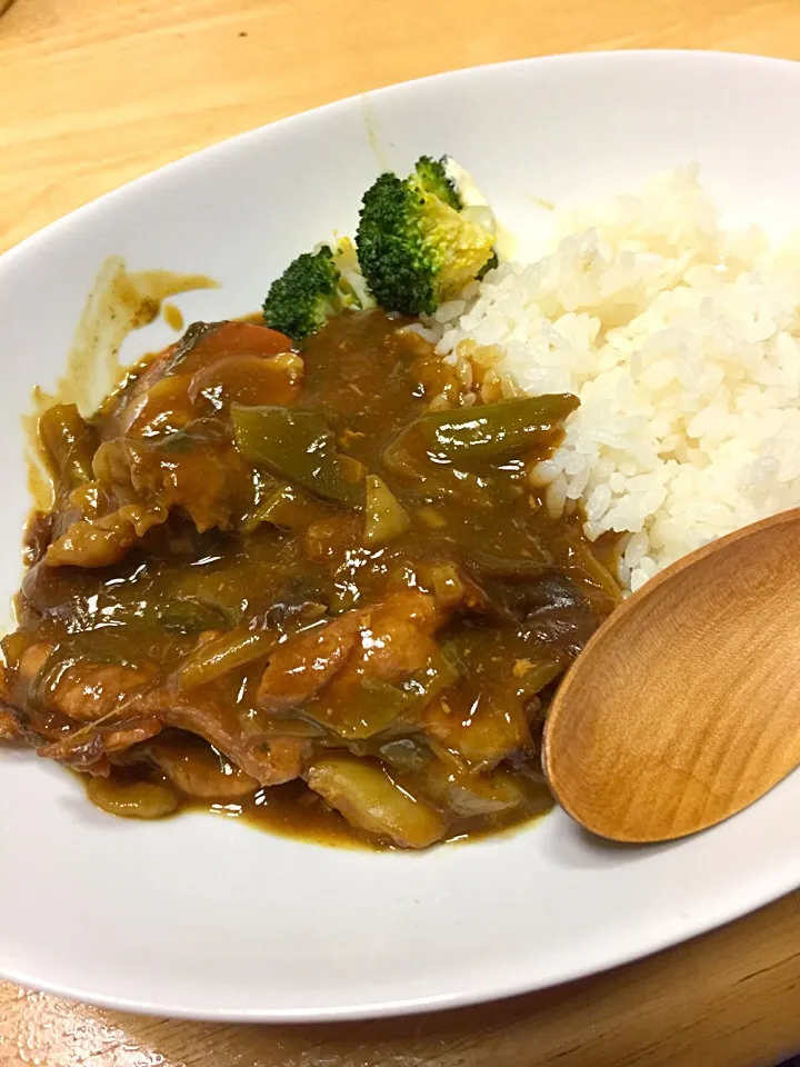 肉じゃが+キャベツ鍋=手抜きカレー|ミカさん