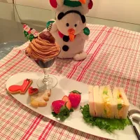 Snapdishの料理写真:サンドイッチ
モンブラン
アイシングクッキー