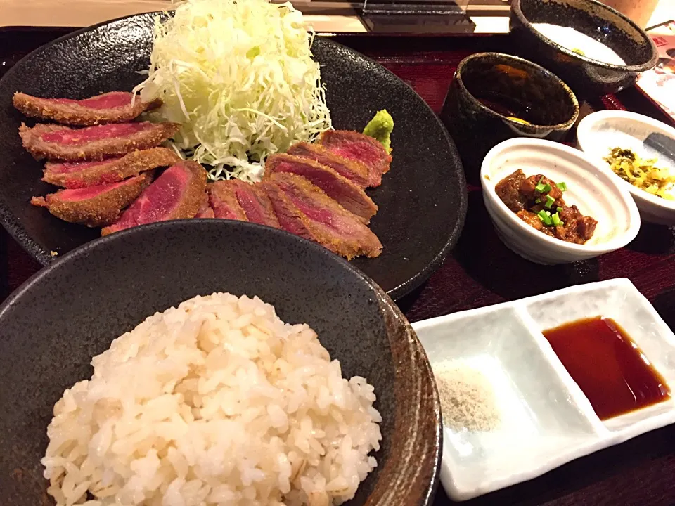 牛かつ新山の牛かつ定食|tay___75さん