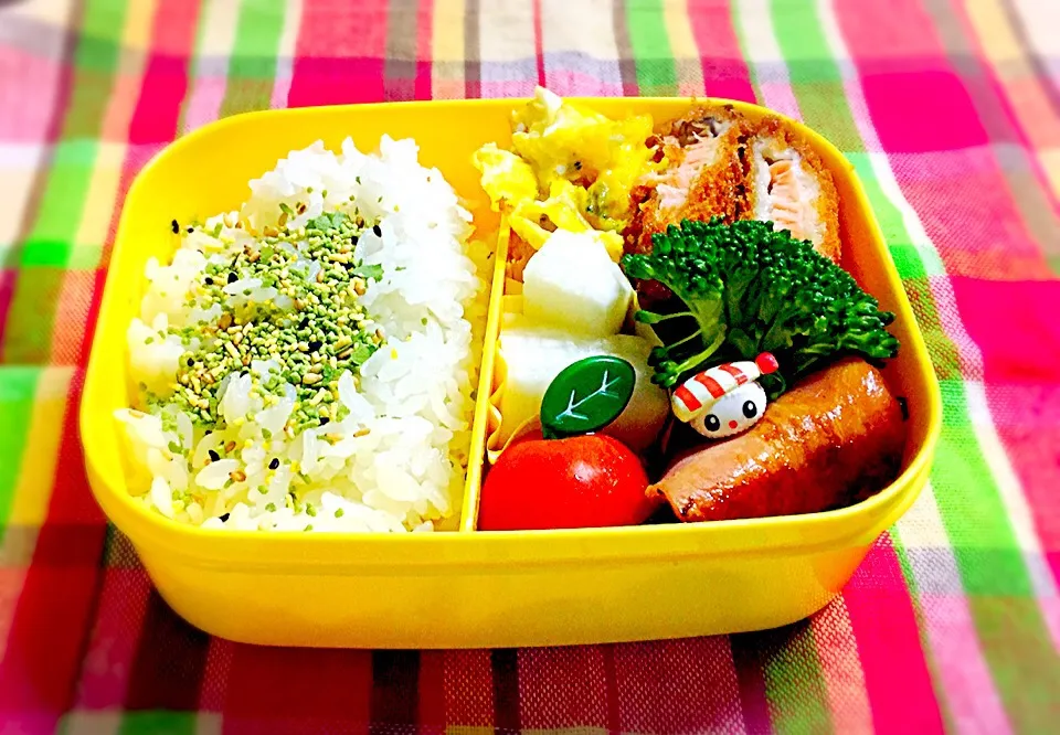 サケのフライお弁当🍴|いちごチョコさん