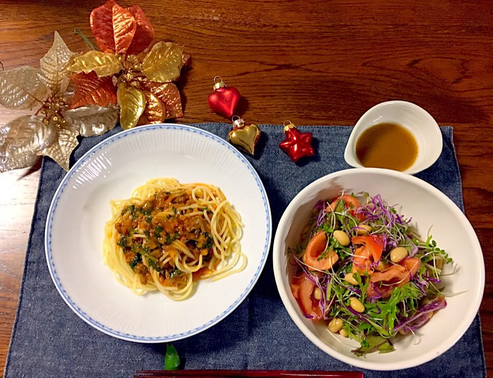 てづくりミートソースのパスタと大豆のサラダ|チコさん