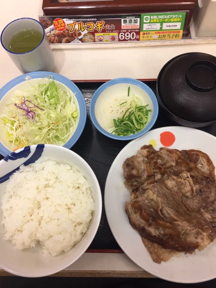 牛焼き肉定食|アクちゃんさん