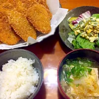 トンカツ
ぽかぽか豆腐
キュウリとたまごのマヨサラダ|ちーぽんさん