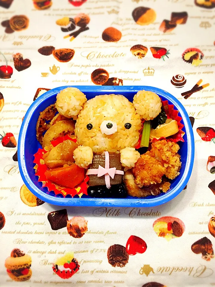 プレゼントをもらったクマさんのお弁当☆|makoryuneさん