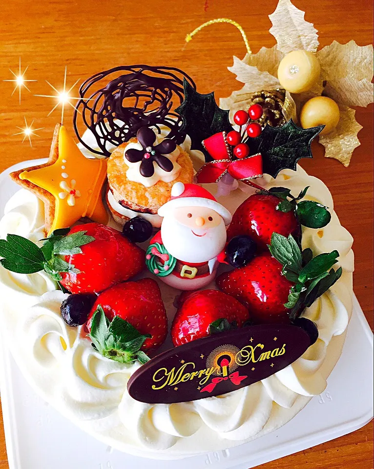 Snapdishの料理写真:王道のクリスマスケーキ🍓|まどさん