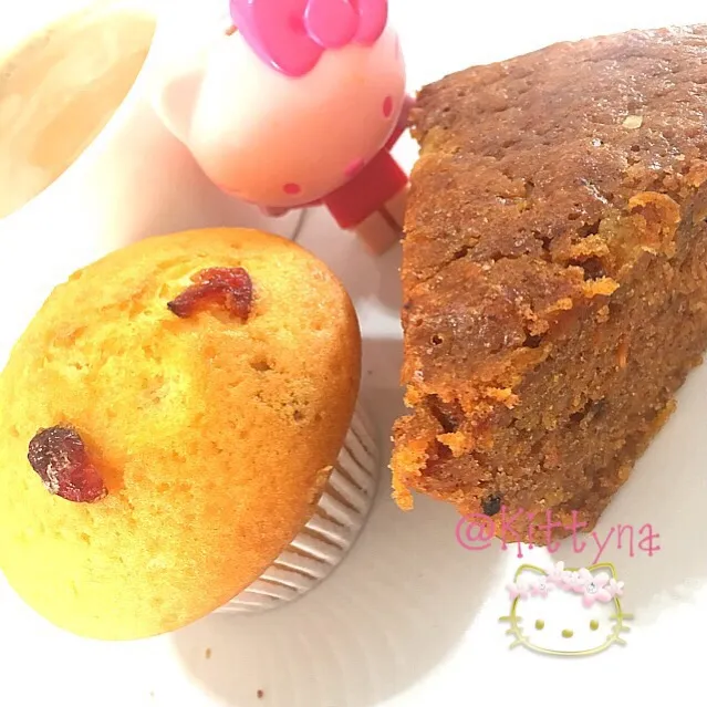 Muffins & Carot cake 🐰|🎀Kittyna🌸さん