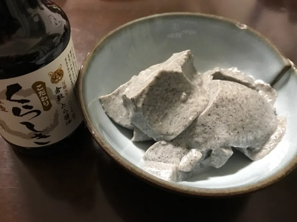 箱根宮ノ下、豊島豆腐店の胡麻豆腐。
胡麻のコクたっぷりの絶品です。|sniper66さん