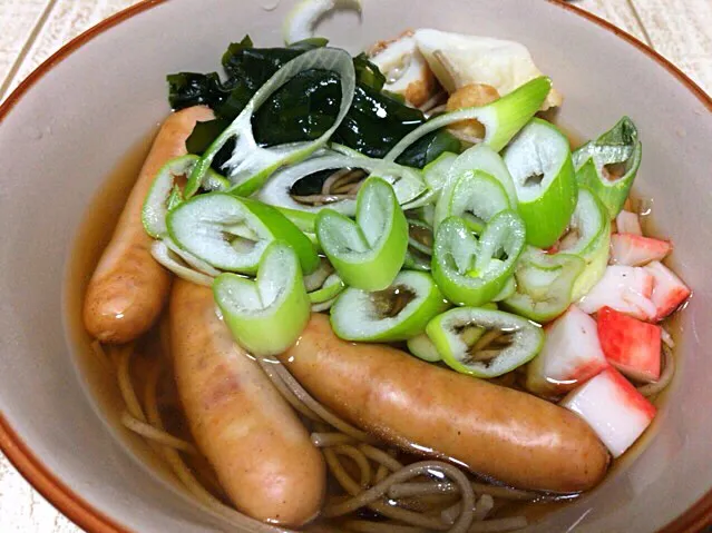 今日の男飯(＞人＜;)テニス後の栄養補給バージョン♬
愛情たっぷり注ぎ込み蕎麦♬|ひーちゃんさん