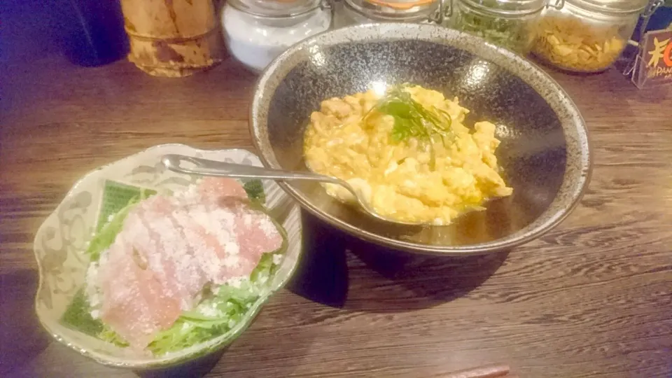 新しいバイト先のまかないご飯

生ハムのシーザーサラダ
親子丼|雪月花さん