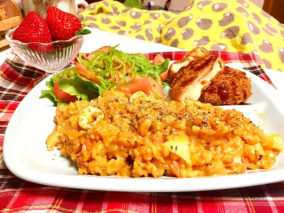 ビスク風味のシーフードリゾット＆蟹クリームコロッケのプレート  紅ほっぺ苺|石川洋子さん