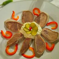 Veal tongue with remoulade sauce|Gogu Balauruさん