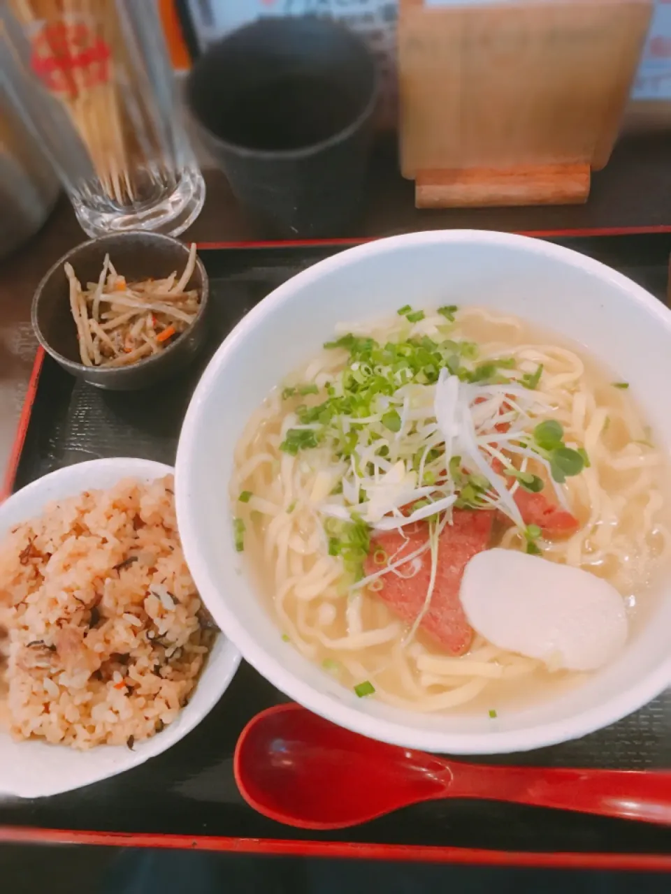 ランチ🍴沖縄スパムそば😋|しろこ🐾໊さん