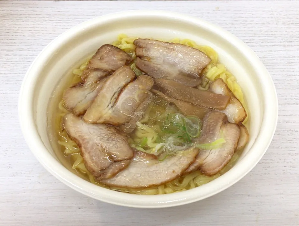 熟成ちぢれ麺の喜多方チャーシューメンを頂きました。|momongatomoさん