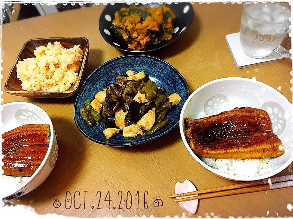 Snapdishの料理写真:10/24の夕ご飯🍴|みきぴょん♪さん