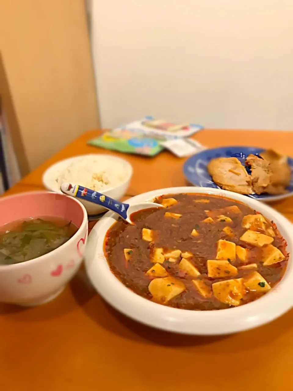 麻婆豆腐  豚肉の生姜焼き  大根とホウレンソウのお味噌汁|ch＊K*∀o(^^*)♪さん