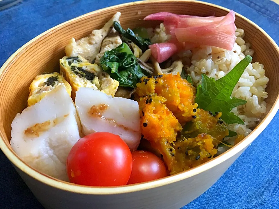 Snapdishの料理写真:胸肉のドレッシング炒めた弁当|Naoko Miyataさん