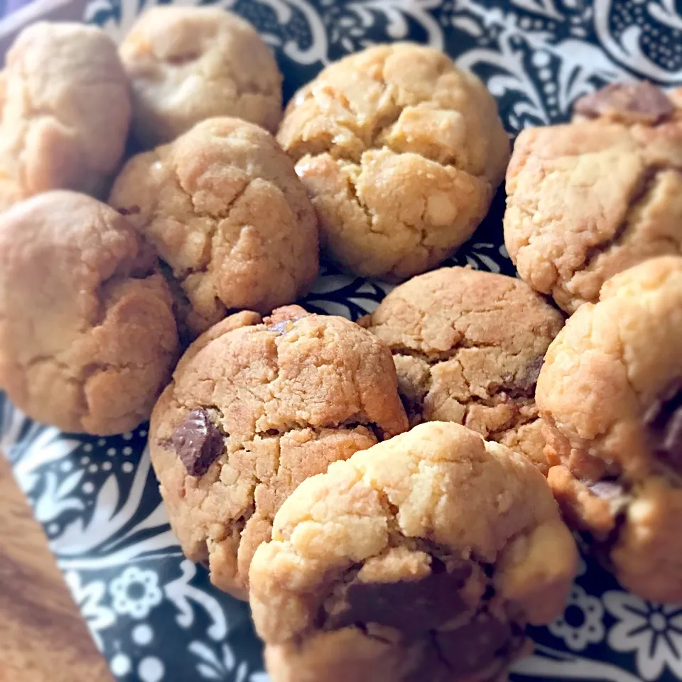 Snapdishの料理写真:カントリーマアムみたいな            大豆粉と米粉🍪チョコクッキー|MINさん