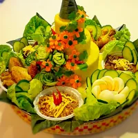 Indonesian yellow rice tumpeng|Georginaさん