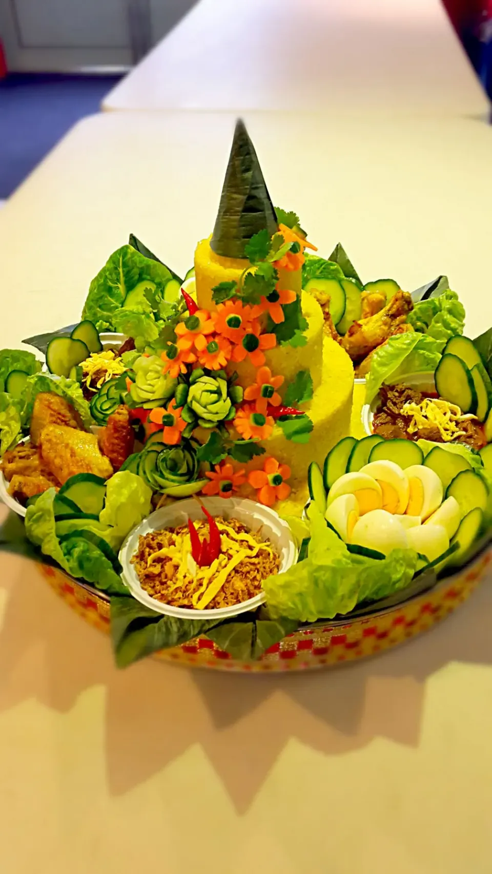 Indonesian yellow rice tumpeng|Georginaさん