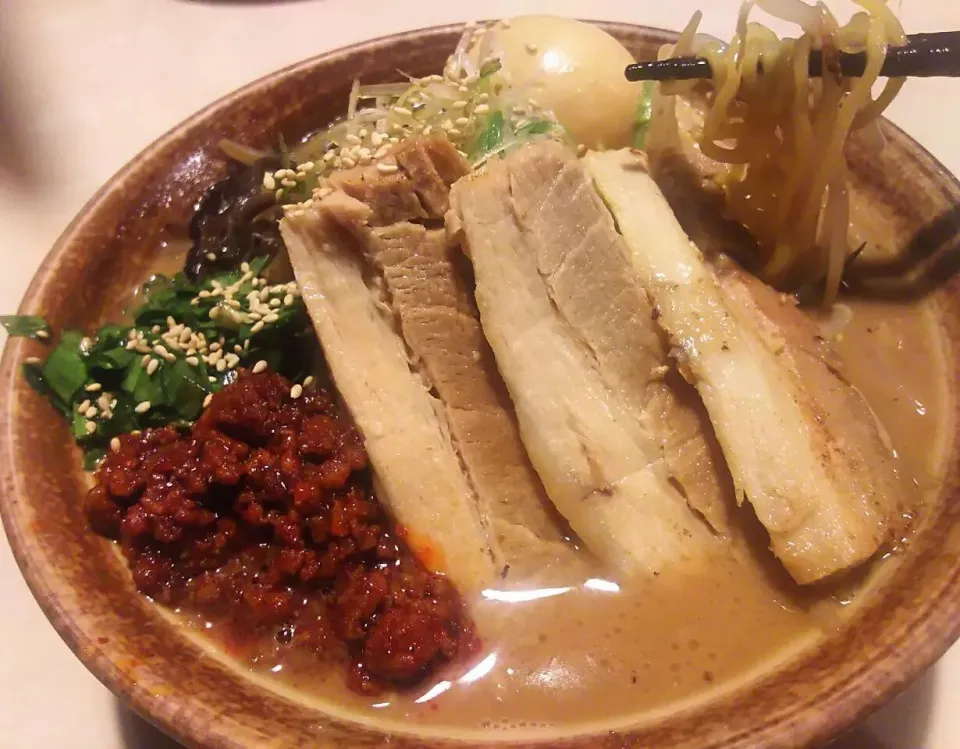 Snapdishの料理写真:味噌ラーメン 全部のせ|みるさん