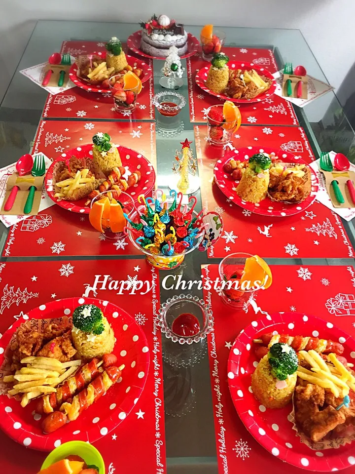 Snapdishの料理写真:子供達のクリスマスパーティー🎉|もかもいさん