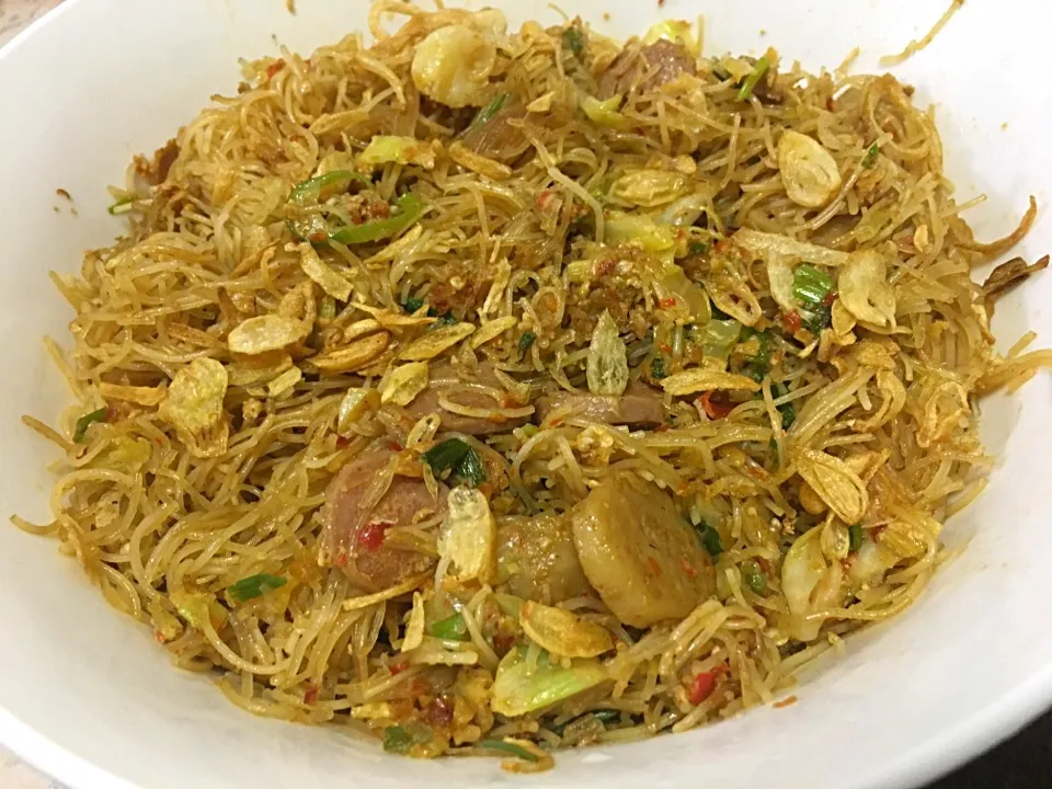 Bihun goreng / fried vermicelli / やきビーフン|lia apriliaさん