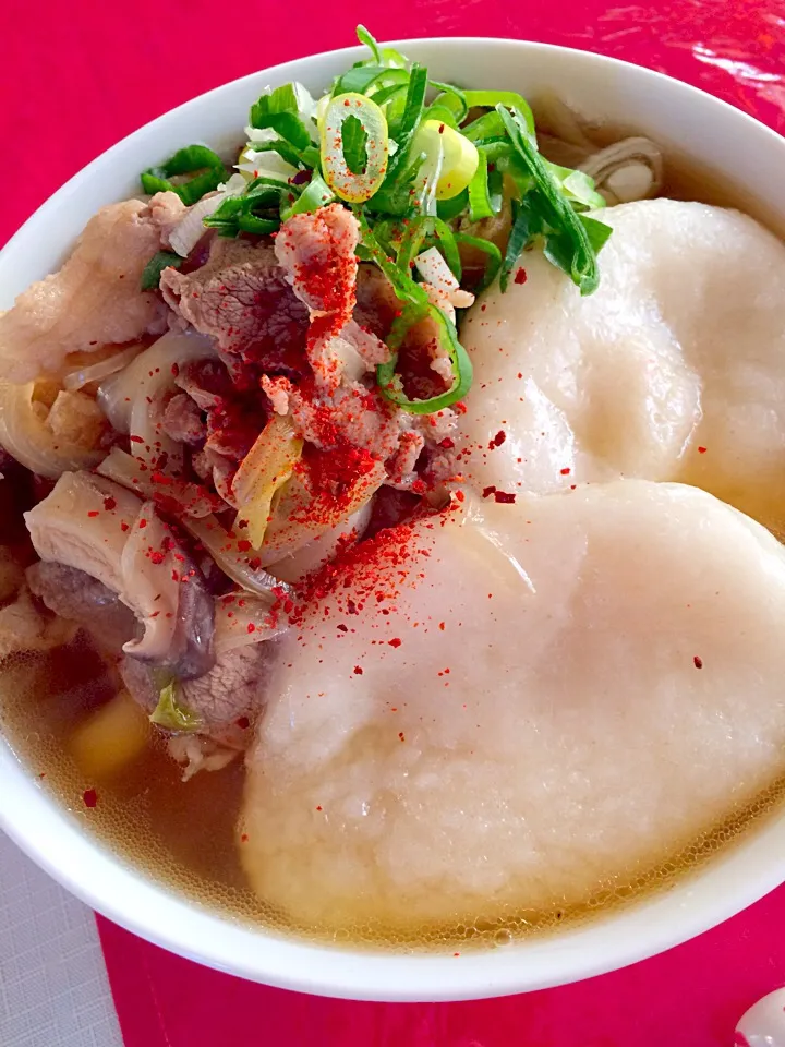 肉盛り力うどん( ◠‿◠ )満腹になってしまいました（笑）カラダが動かないよ〜〜😵💦🎵🎵|はみちゃんさん