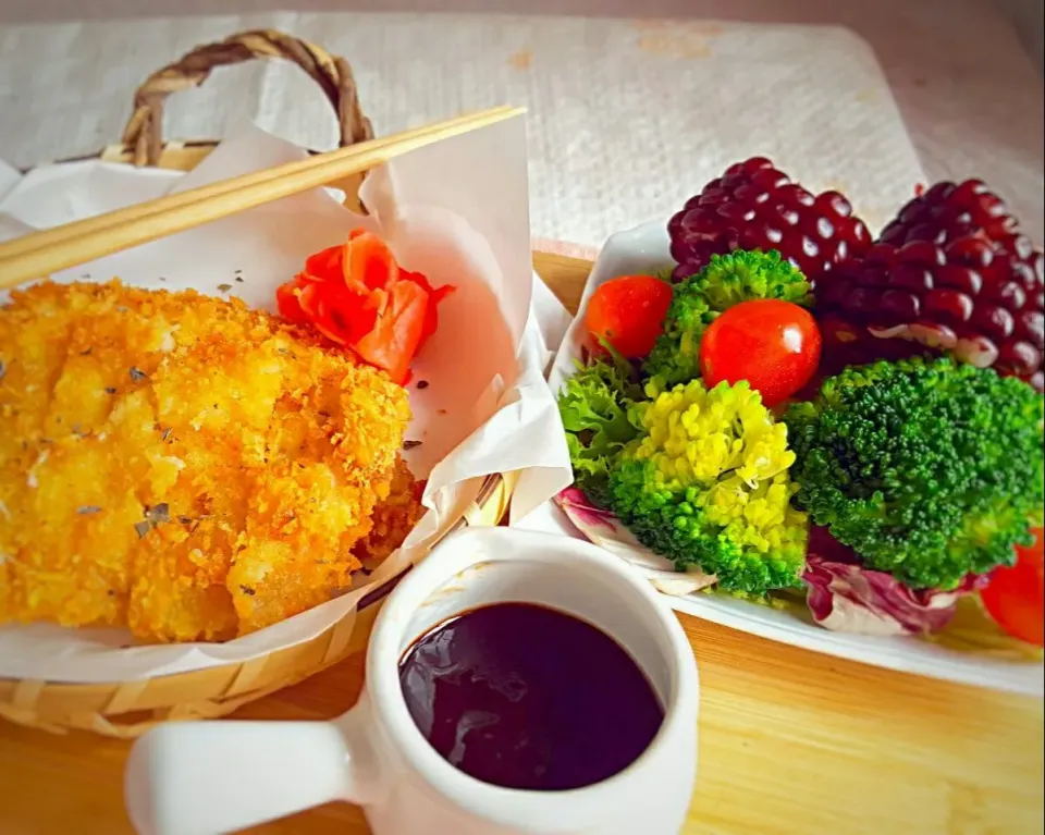 pork tonkatsu set for lunch|Chua Jeanさん