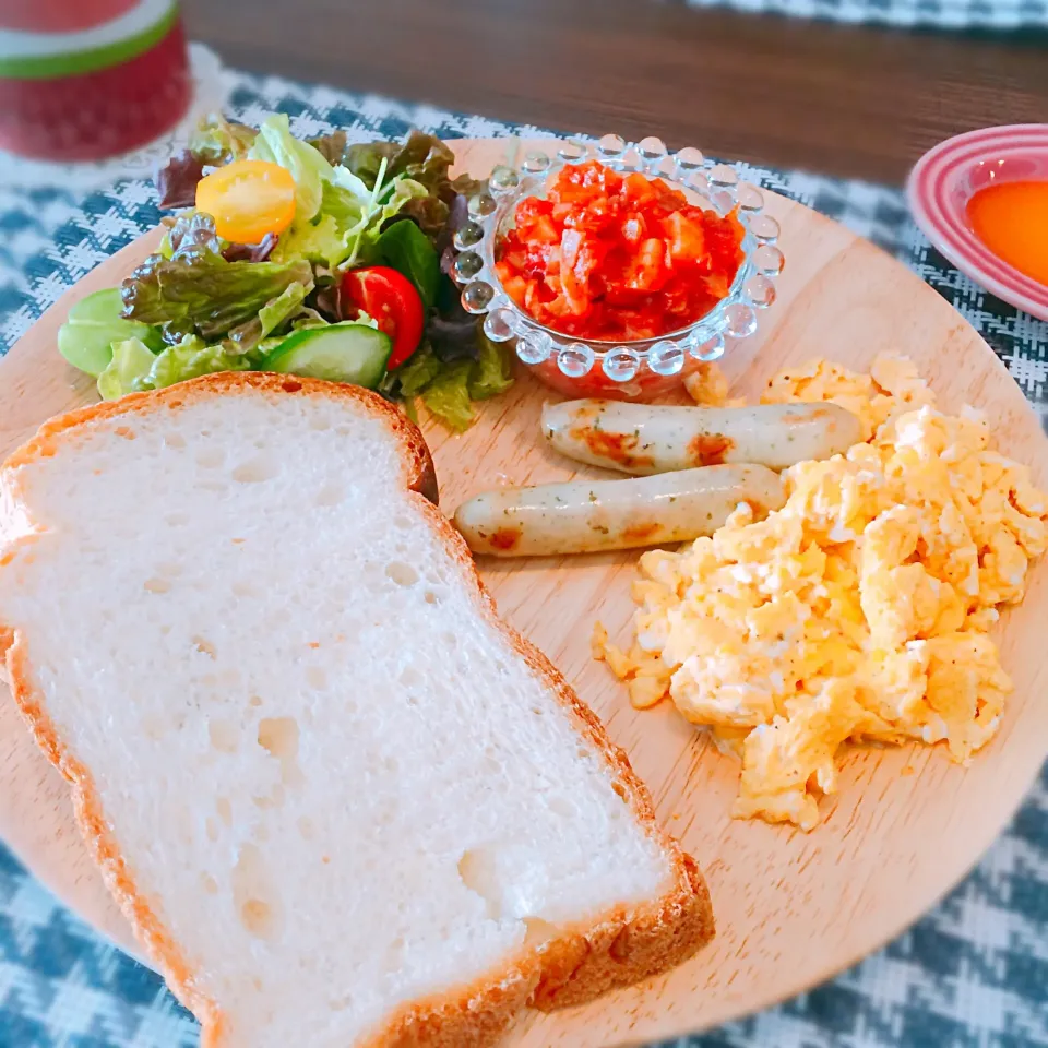 Xmasの朝はシンプルな朝食プレート🍽🐓🎄|🍎ゆかりんご🍎さん