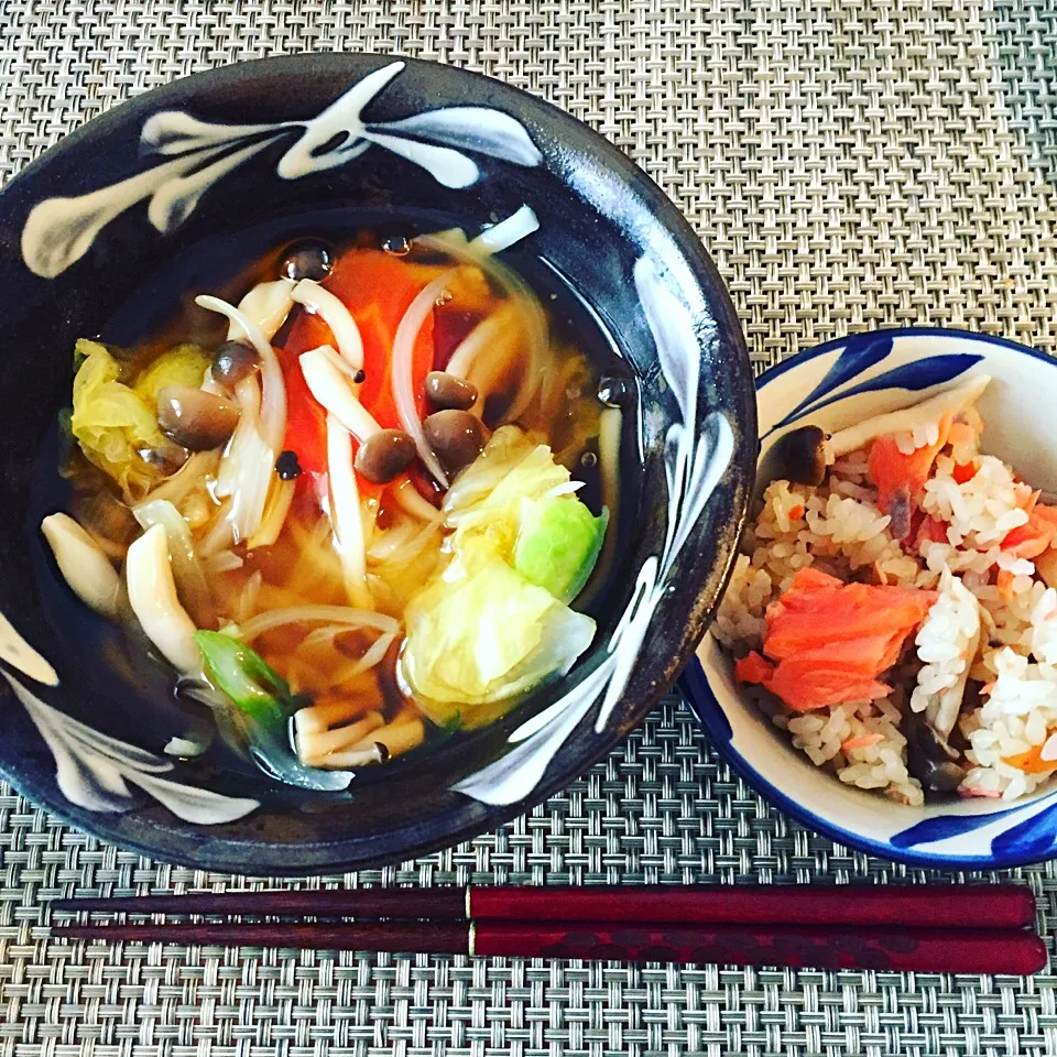 柚子あんかけうどんと炊き込みご飯🍚|saoricocoさん