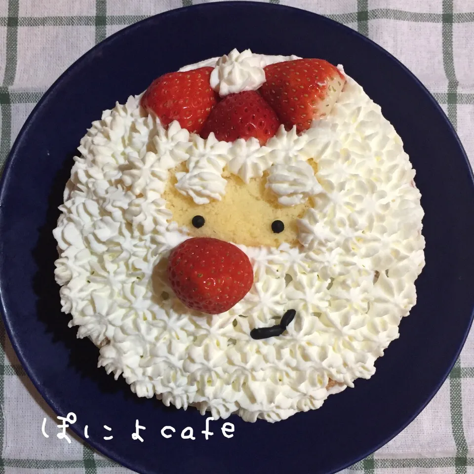 Snapdishの料理写真:クリスマスサンタケーキ♡|ぽにょ☆さん