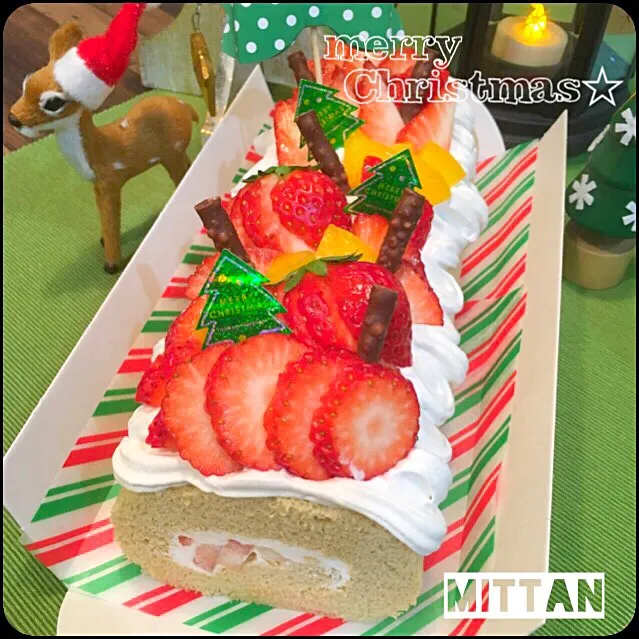 Rizmuさんの料理 シフォンロールケーキ✨メリークリスマス🎄🎄🎄🎅|みったんさん