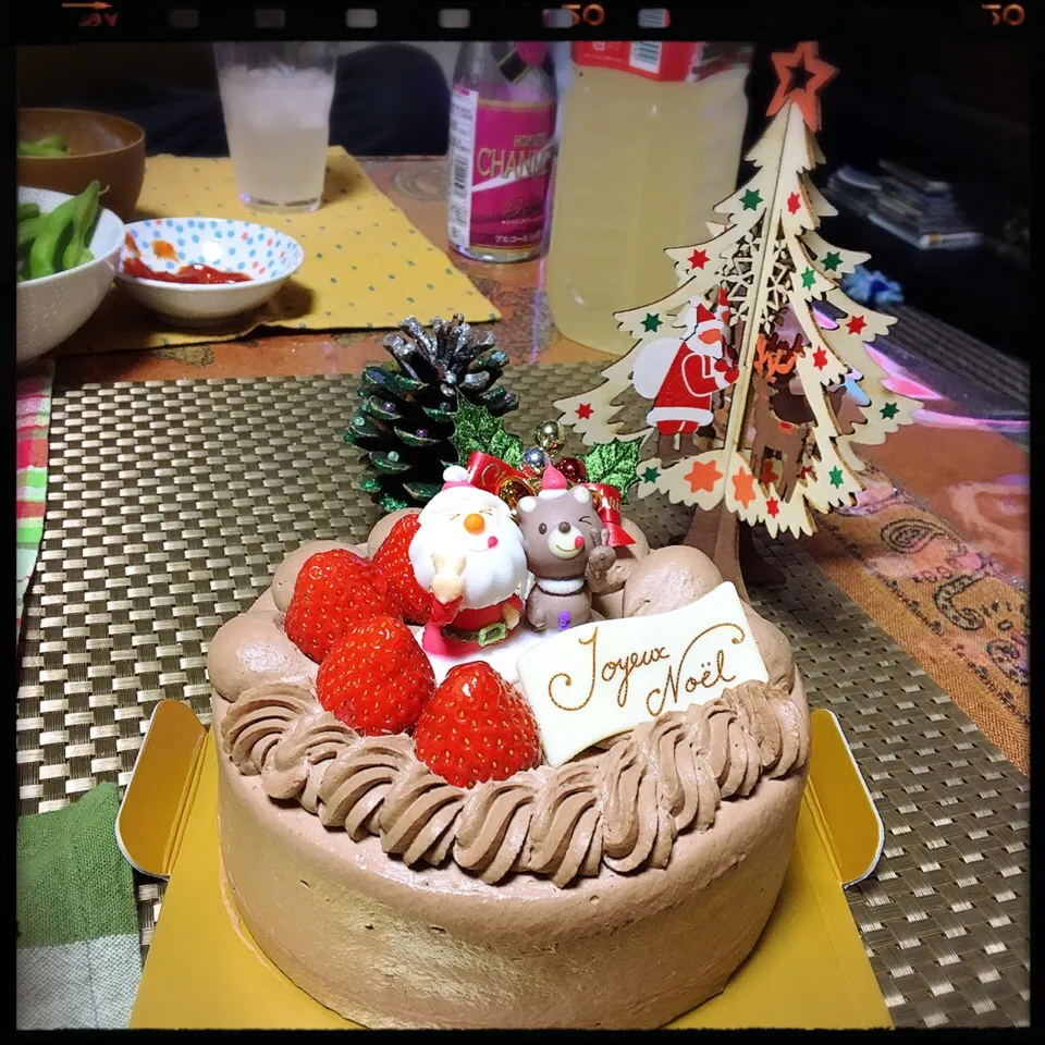 #Xmasケーキ🎂
サンタさんピースしてる〜♬|renharuruさん