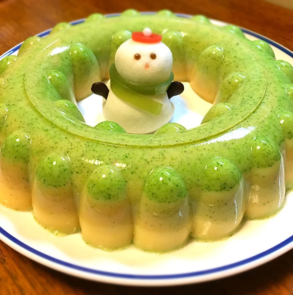 Snapdishの料理写真:クリスマスリースと雪だるまのゼリー|みっちょんさん