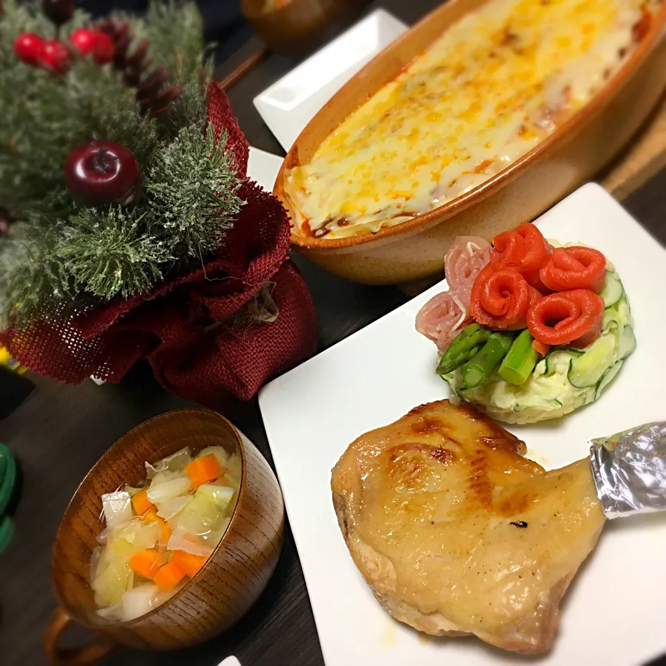 #クリスマスメニュー #ポテトサラダ #ローストチキン#ラザニア|なお。さん