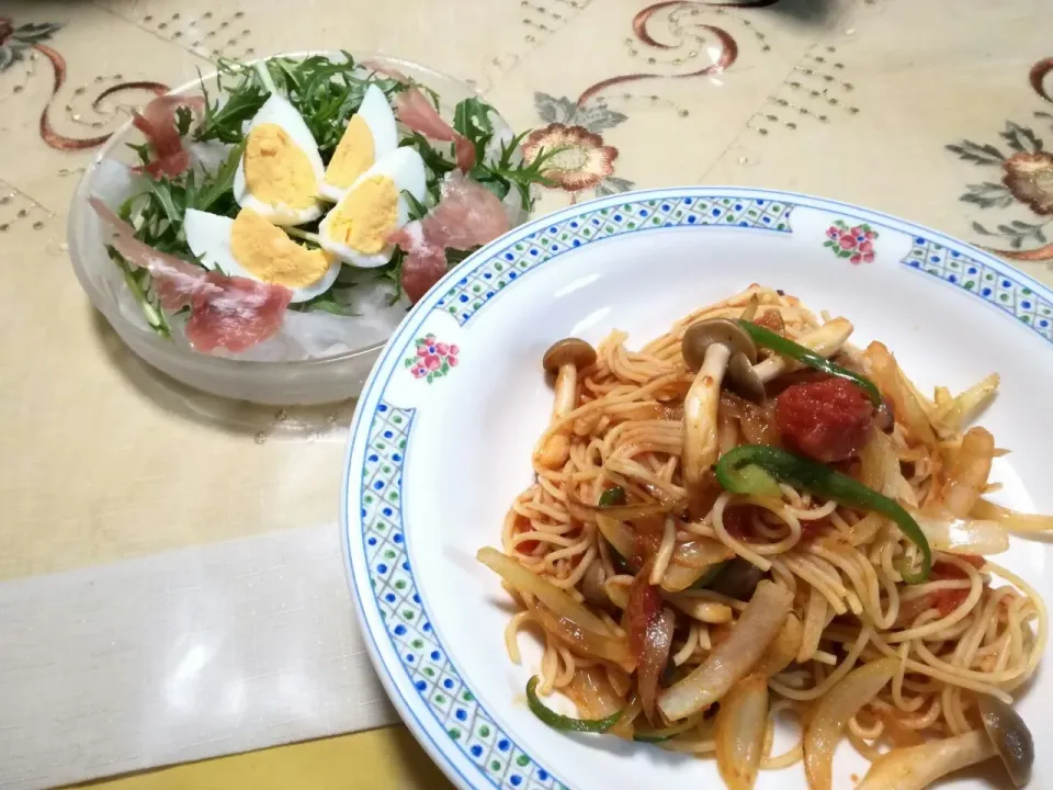 晩ごはん
  - 生ハム、大根、水菜、卵サラダ
  - トマトソーススパゲティ|korinoさん