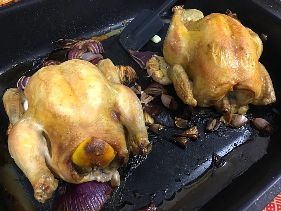 Snapdishの料理写真:Roasted chicken with lemon and garlic|Ong Sor Fernさん