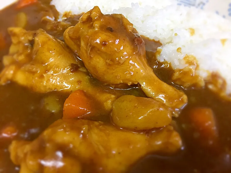 Snapdishの料理写真:ごろごろチキンカレー🍛|buhizouさん