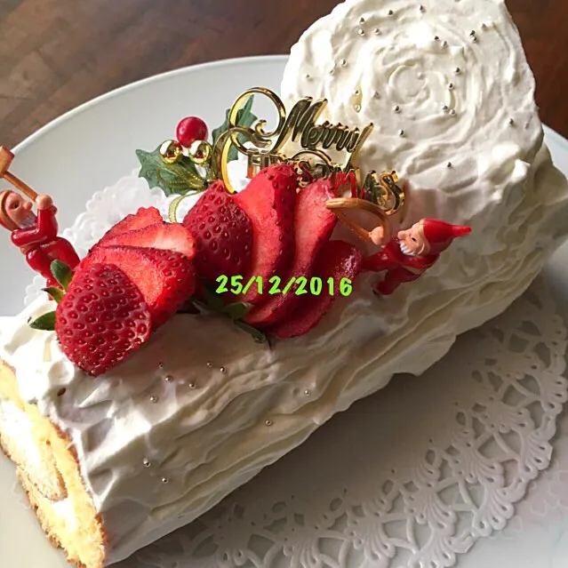 Snapdishの料理写真:クリスマスケーキ♡|友さん