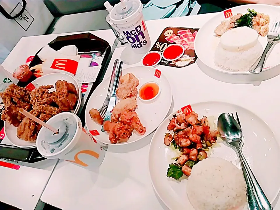 Full Option #mcdonalds #centralplazapinklao|Boyfunkyさん