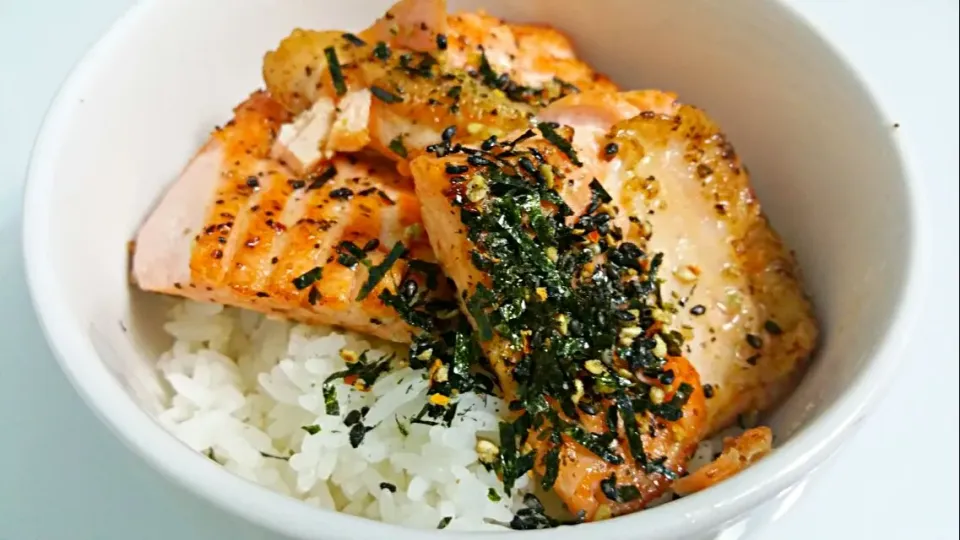 Merry Xmas! Simple Grilled Salmon With Rice 😍😋|🌷lynnlicious🌷さん