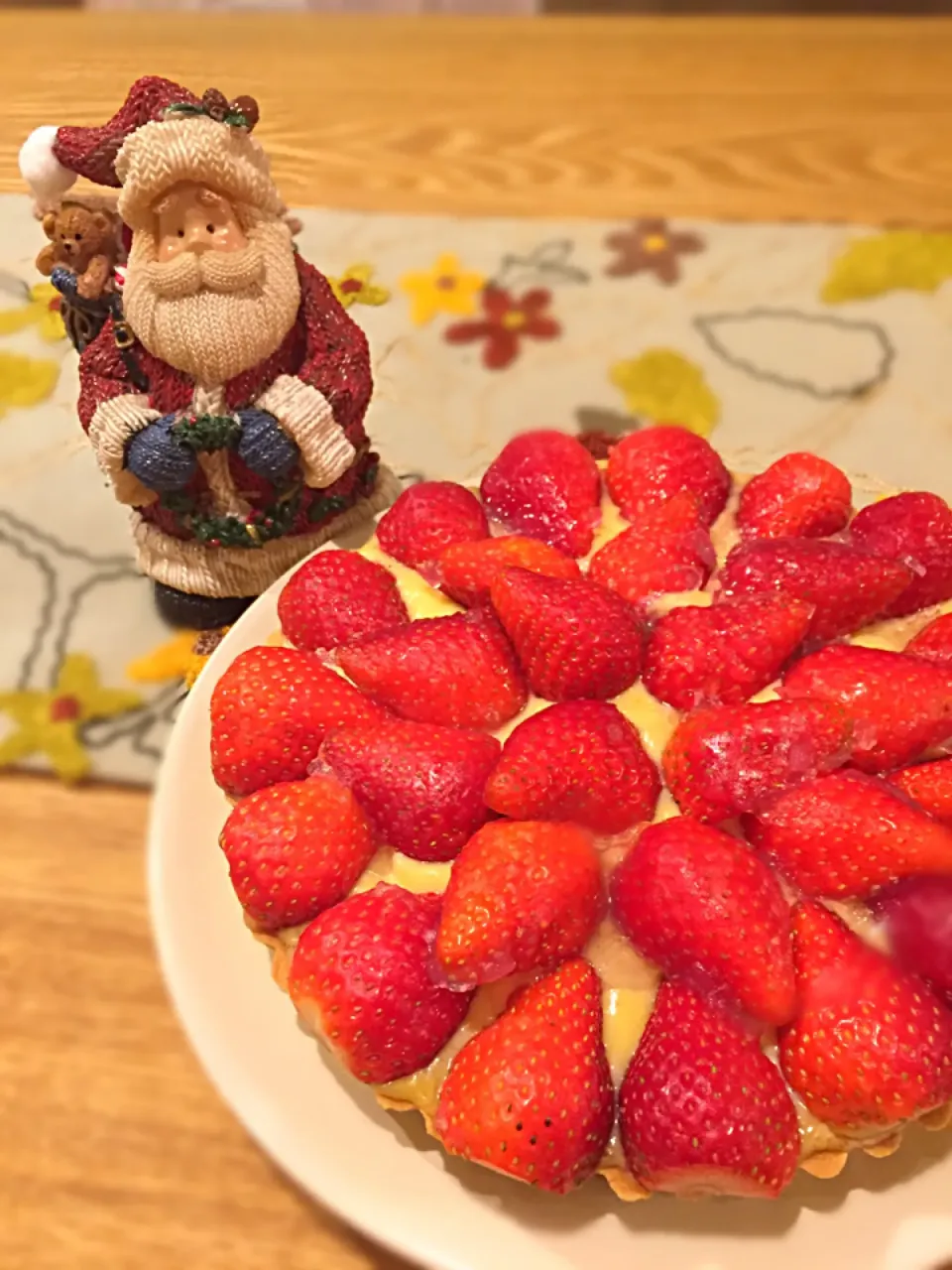 Snapdishの料理写真:いちごタルト🍓|ブンちゃんさん