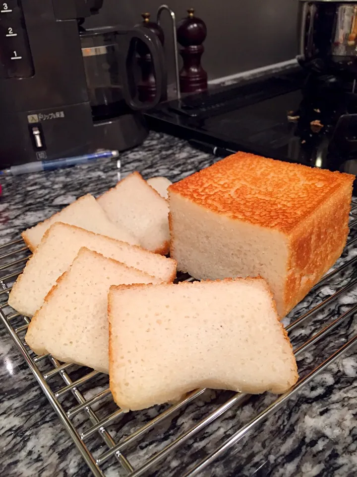 【グルテンフリー】天然酵母で米粉食パン🍞✨|Ayumiさん