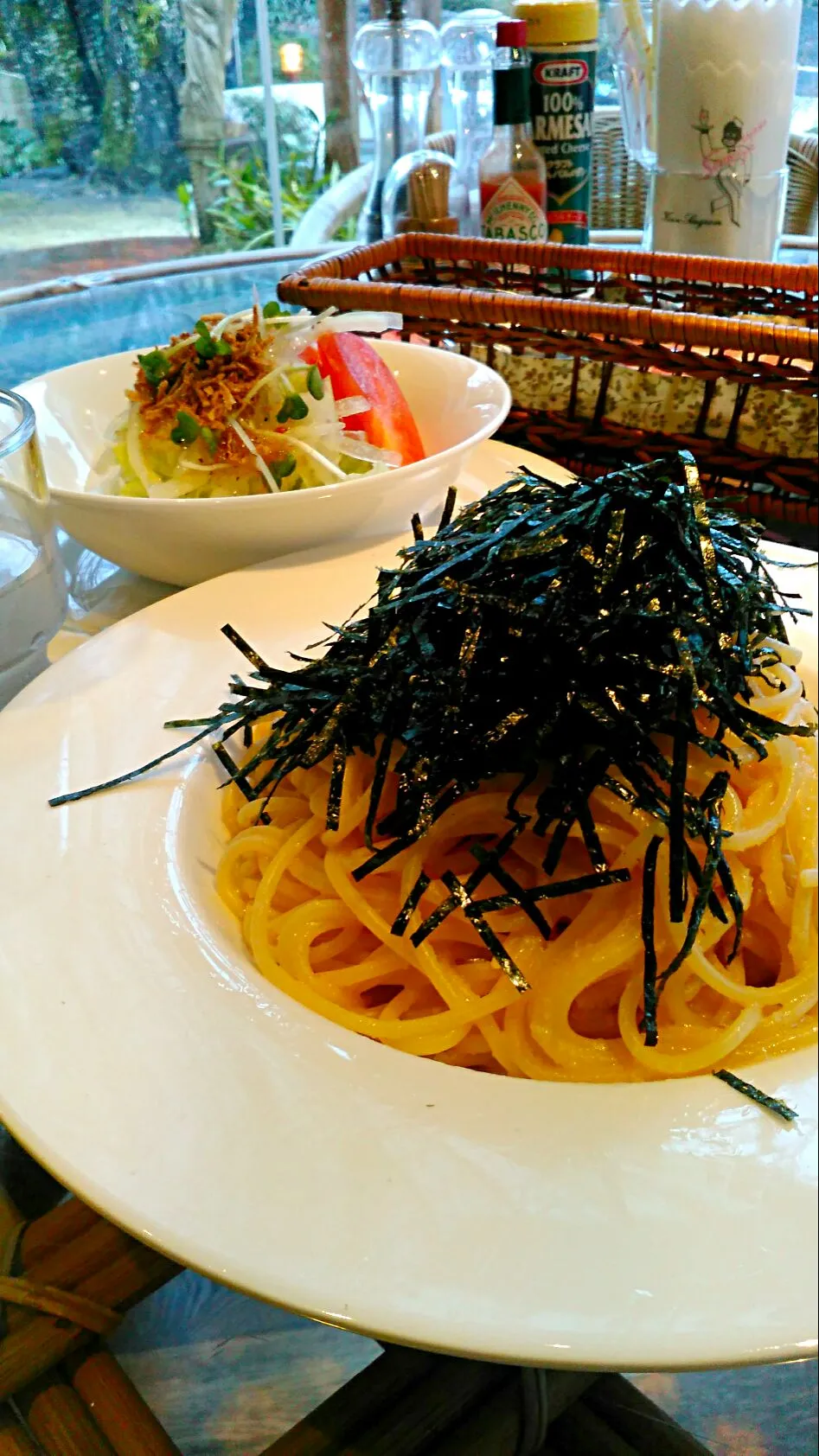 🍝タラコと海苔のパスタ・サラダ&ドリンク付 @サボイヤ|のも💛さん