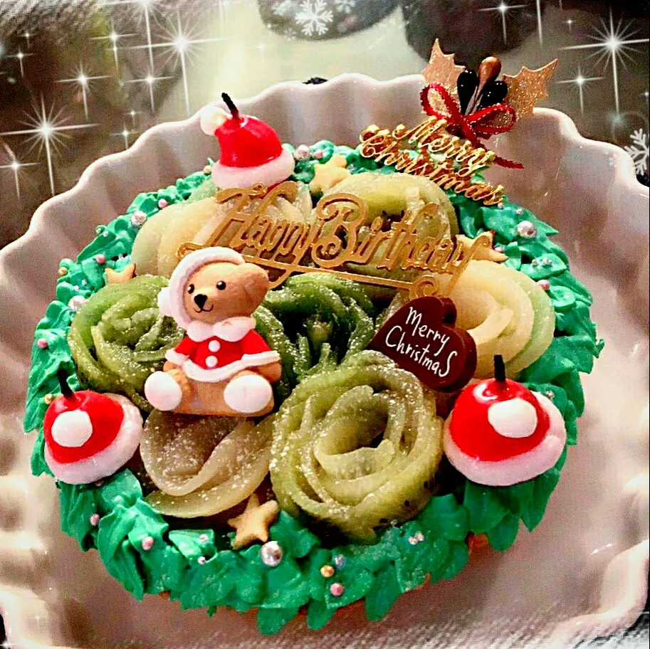 マミチュロ作、サプライズ!!!
リース風Xmas&Birthdayケーキ|mamichulloさん