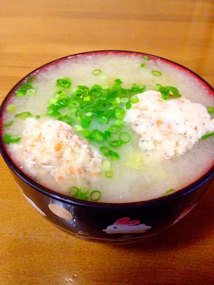 豆腐肉団子の具だくさん味噌汁🎵|まいりさん